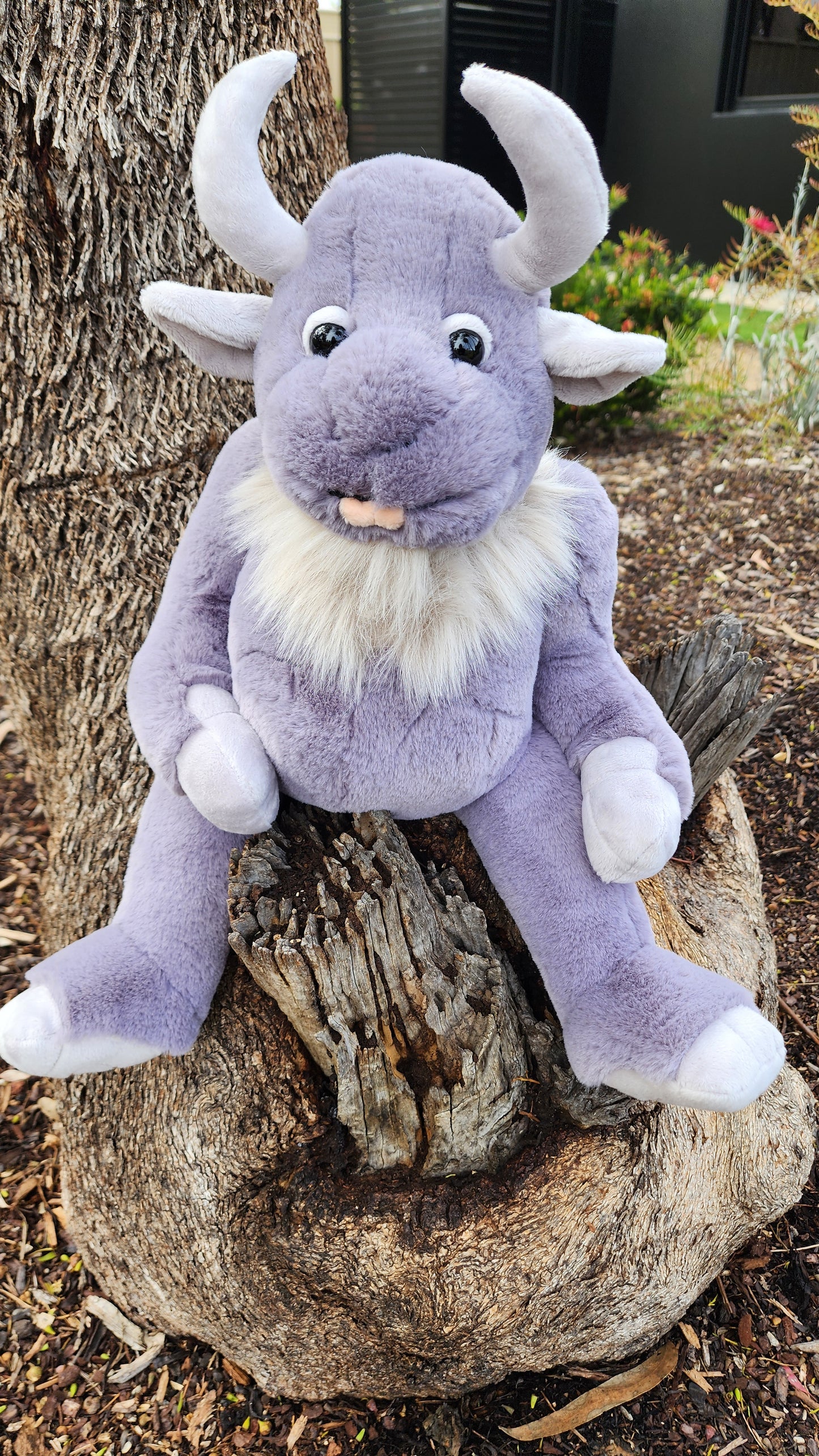 2025 CHARLIE BEARS BEARHOUSE COBBLESTONE