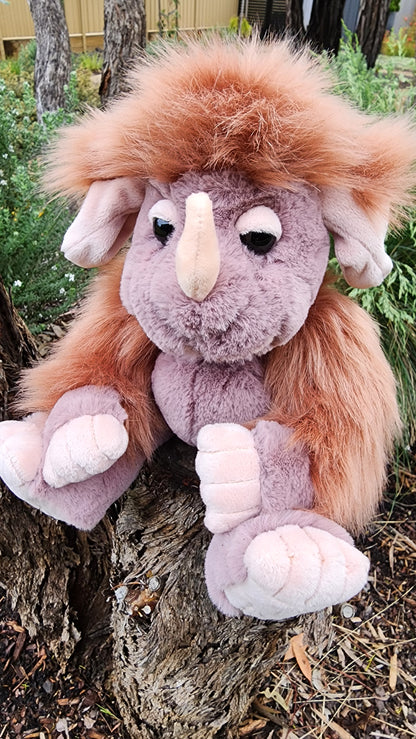 2025 CHARLIE BEARS BEARHOUSE PEBBLE