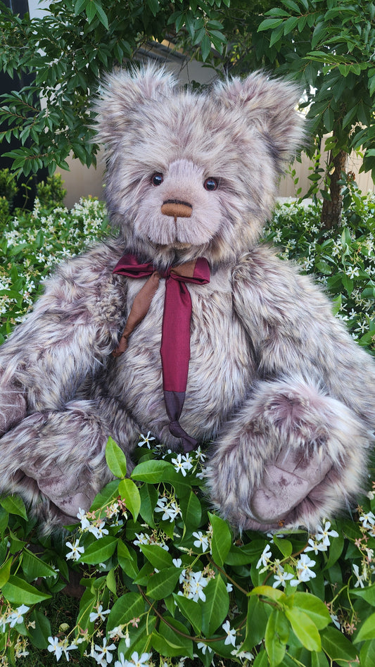 2025 CHARLIE BEARS REYNOLDS