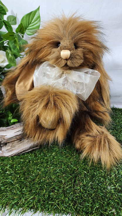 2025 CHARLIE BEARS HONEY MOON