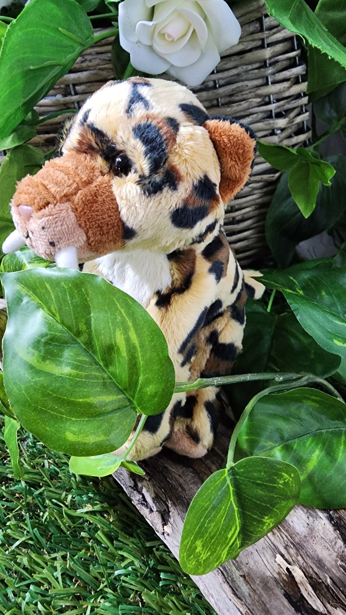CUDDLE CUB BY CB SABRE TOOTH TIGER