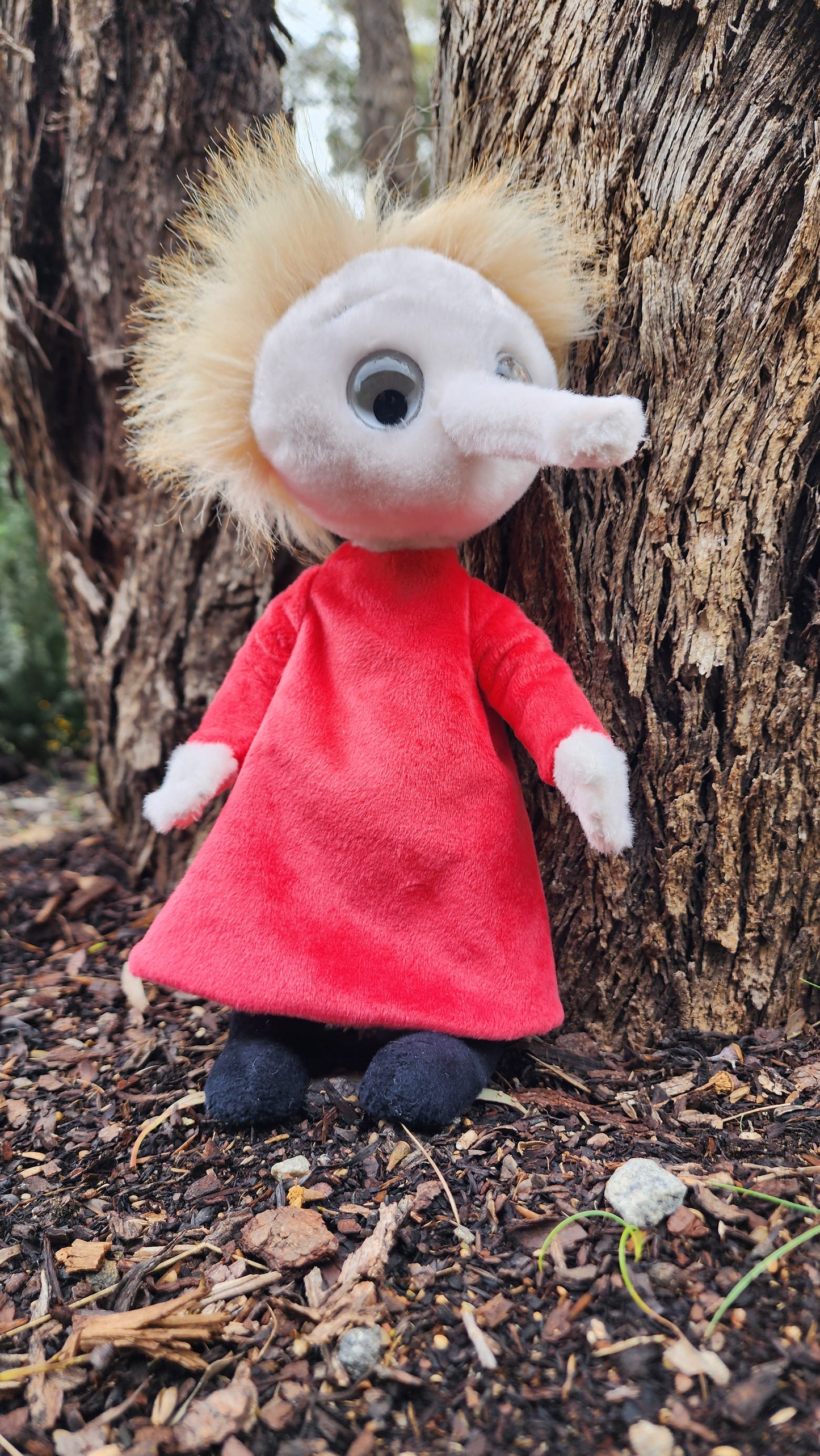 2025 CHARLIE SIGNATURE BEAR BOB