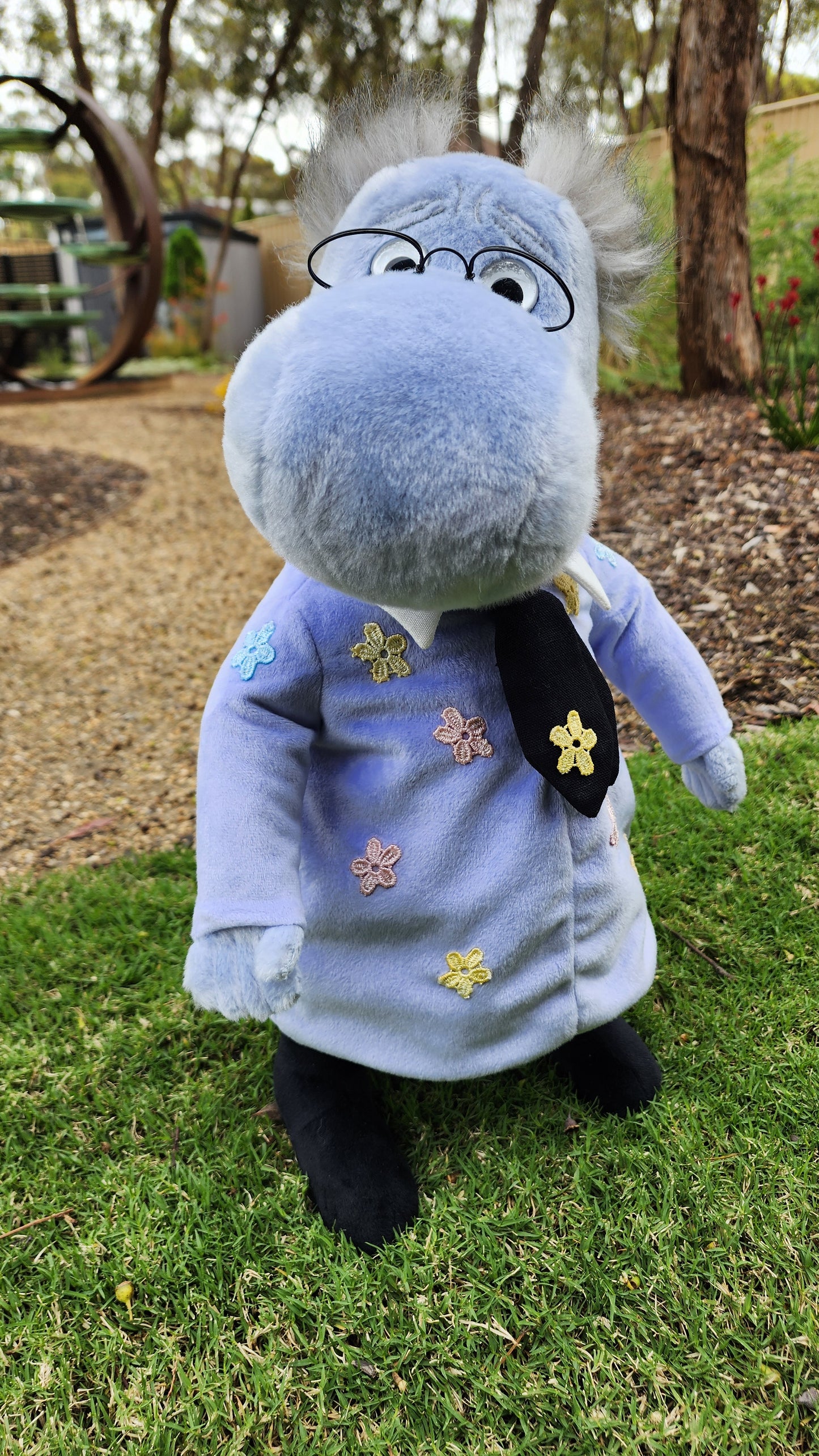 2025 CHARLIE SIGNATURE BEAR HEMULEN