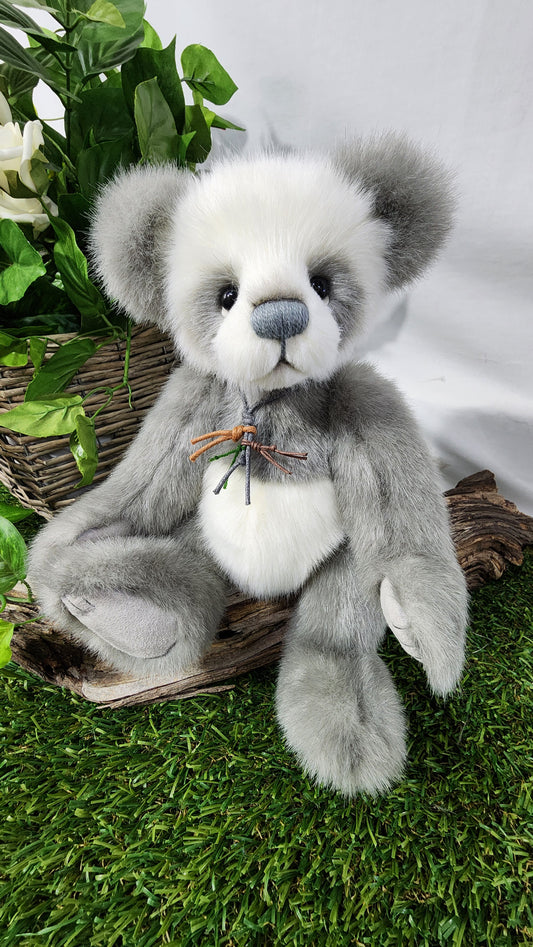 CHARLIE BEARS EXCLUSIVE ANNI BRONTE