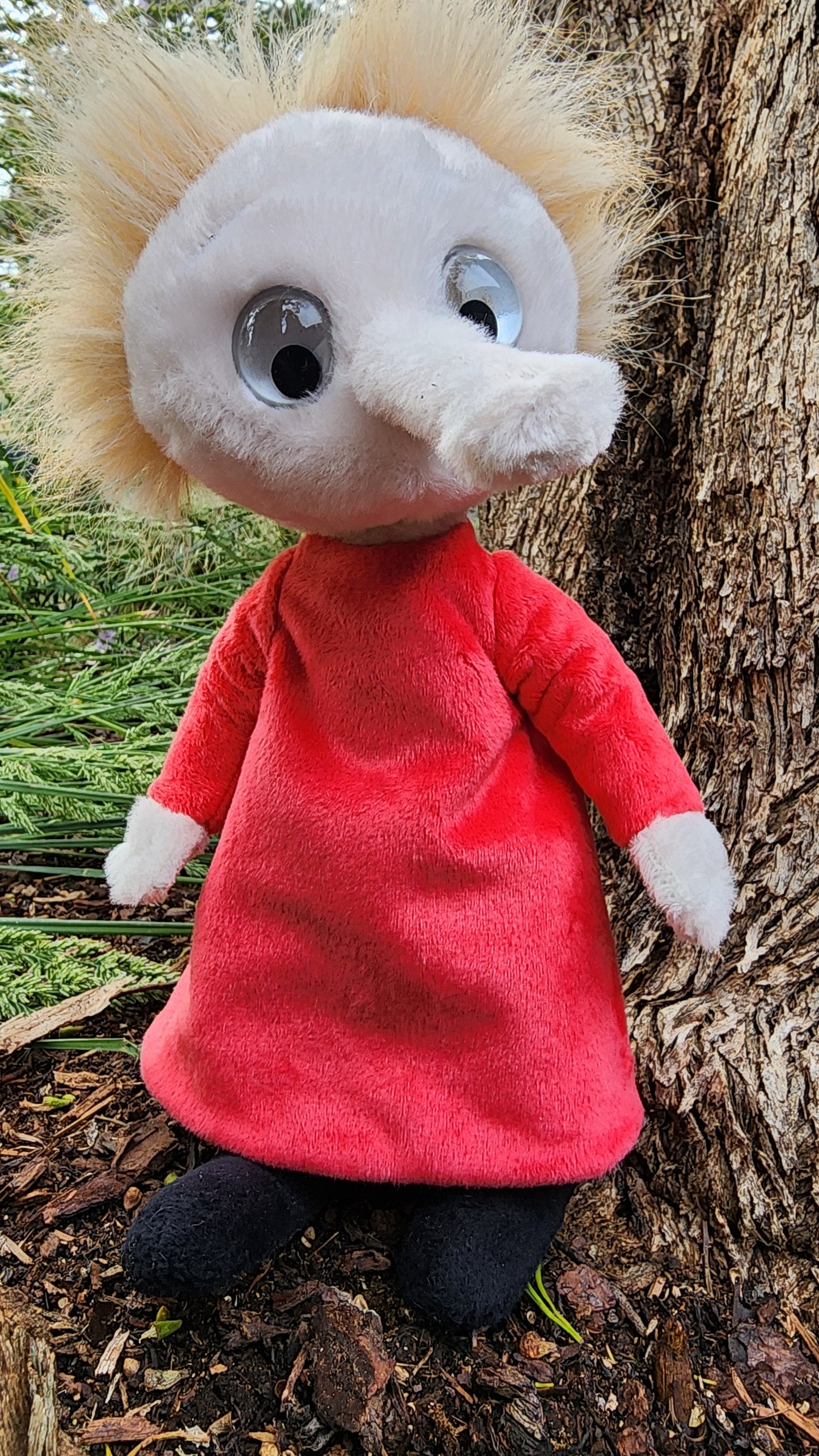 2025 CHARLIE SIGNATURE BEAR BOB