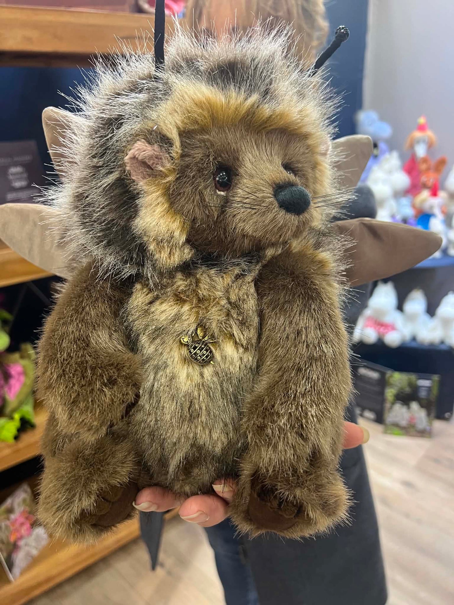 CHARLIE SIGNATURE BEAR TIZZIE WHIZIE