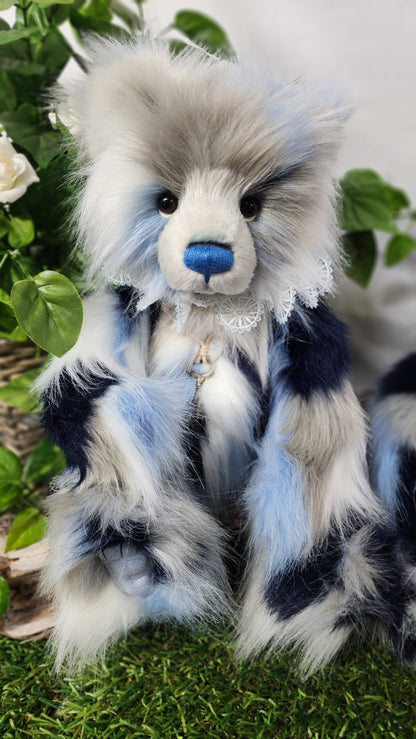 2025 CHARLIE BEARS EXCL JANINE