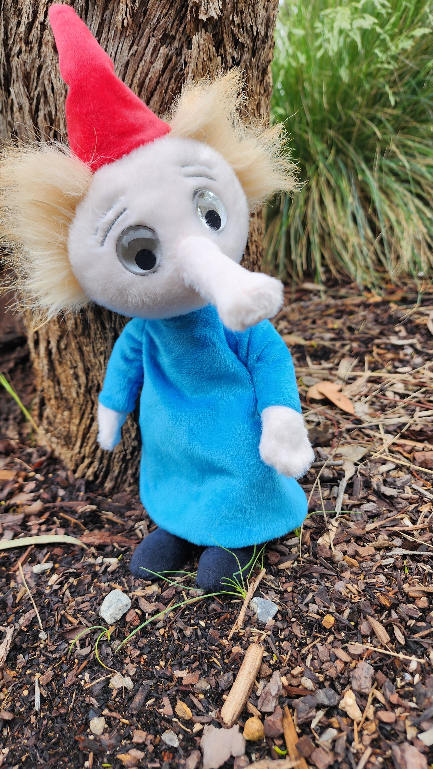 2025 CHARLIE SIGNATURE BEAR THINGUMY