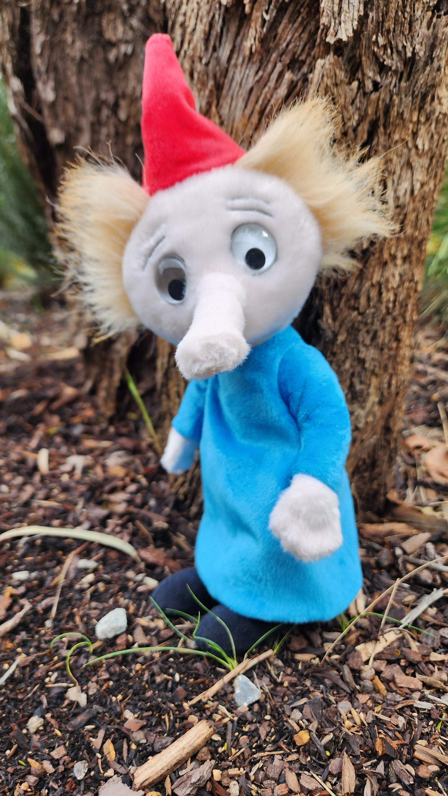 2025 CHARLIE SIGNATURE BEAR THINGUMY