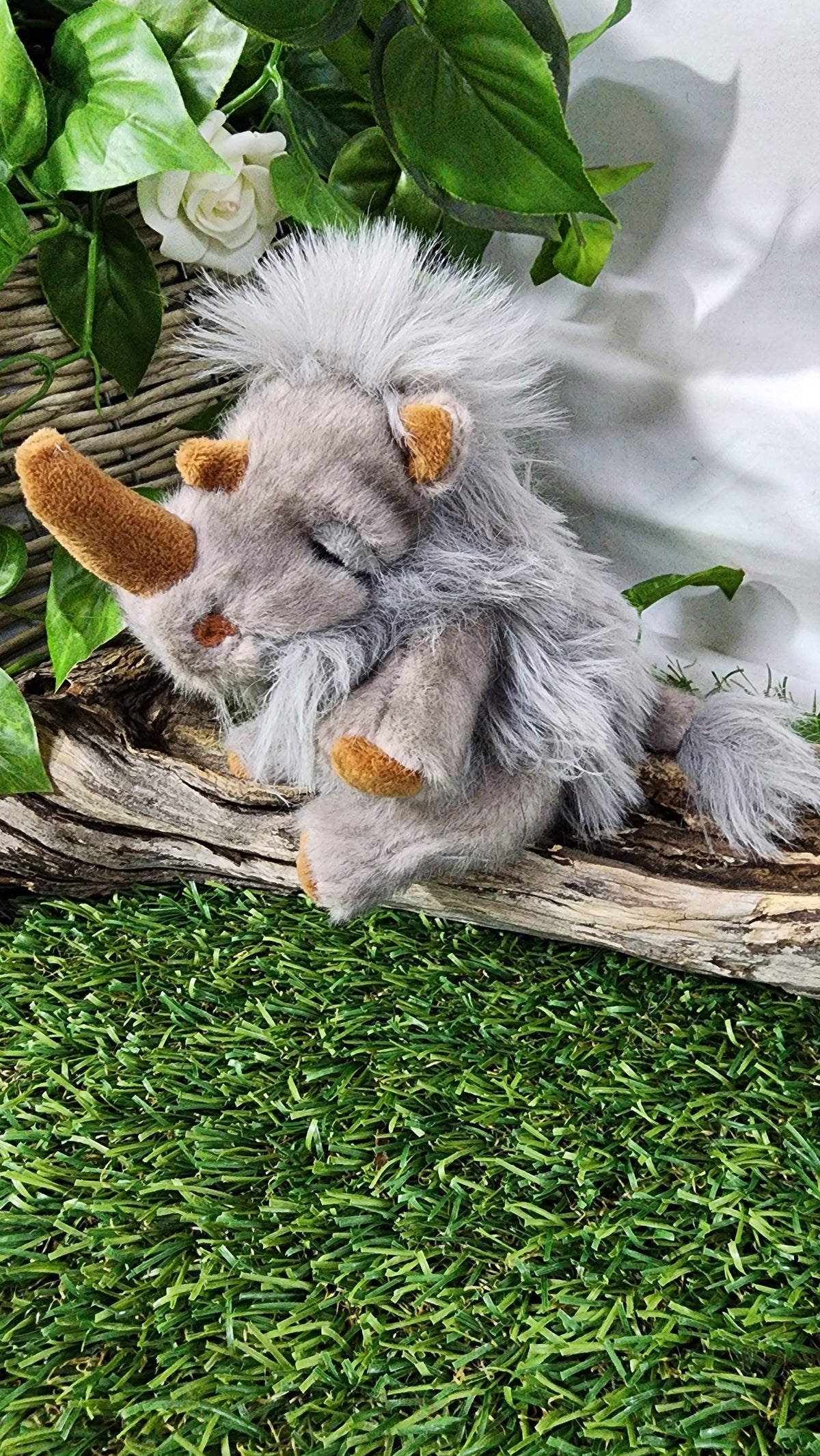 CUDDLE CUB BY CB WOOLLY RHINO