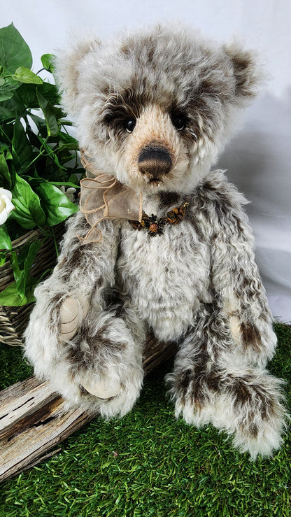 2025 ISABELLE COLLECTION MRS WILLIAMS