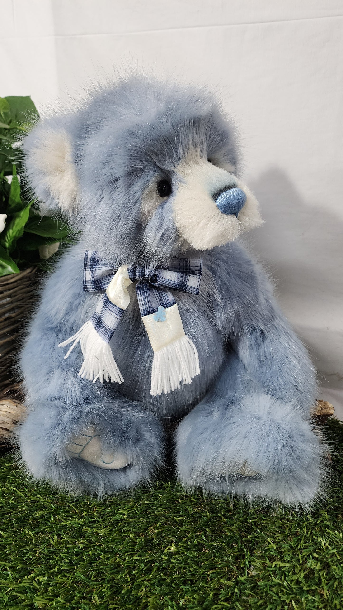 2026 CHARLIE BEAR ROWAN