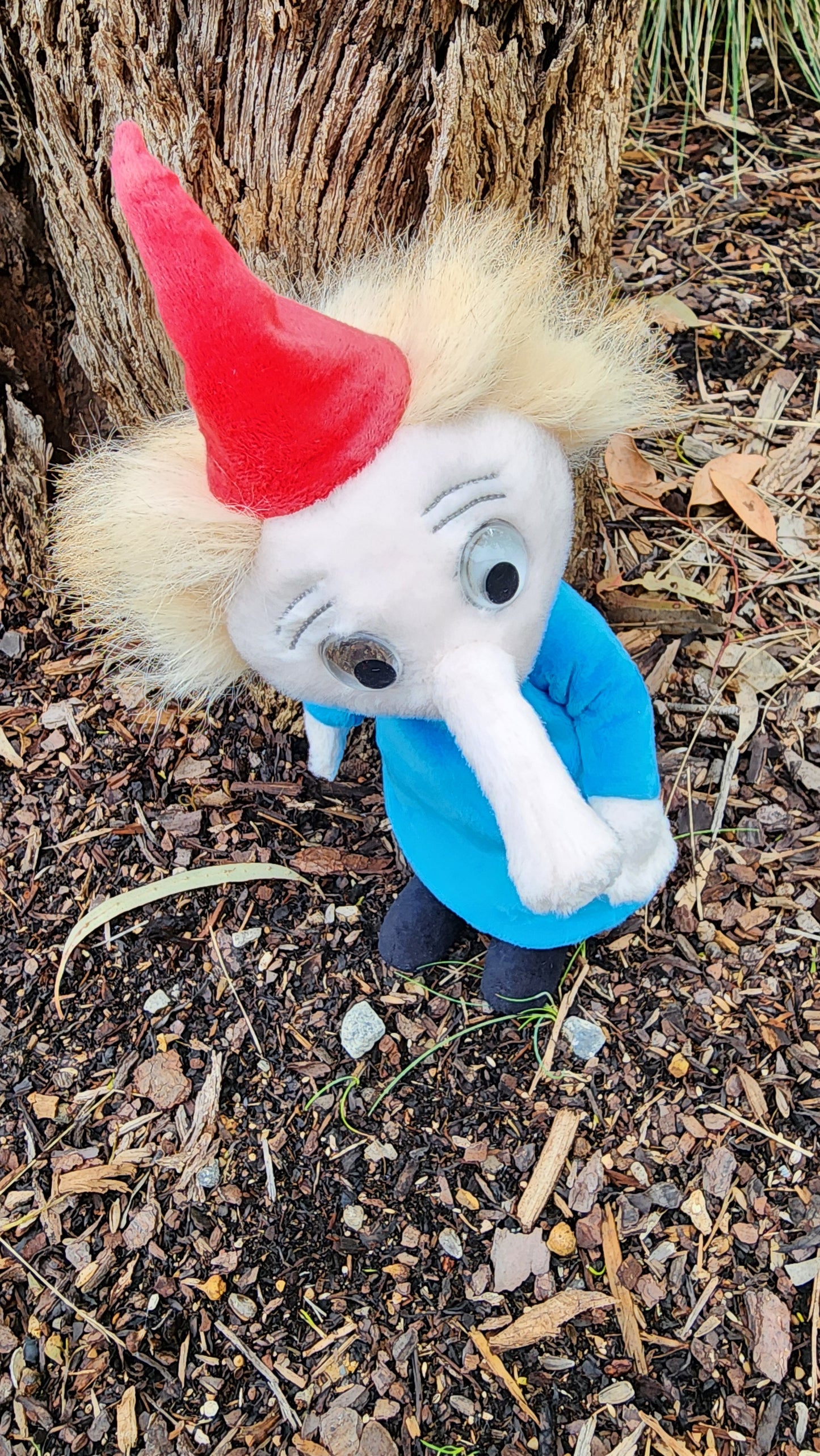 2025 CHARLIE SIGNATURE BEAR THINGUMY