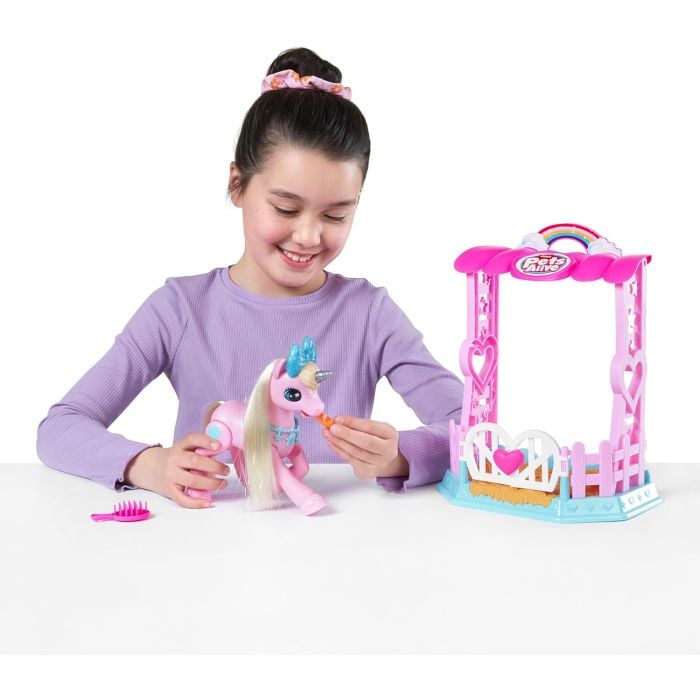 PETS ALIVE MY MAGICAL UNICORN & STABLE