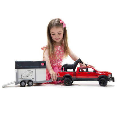 BRUDER 1:16 RAM 2500 POWERWAGON W/HORSE