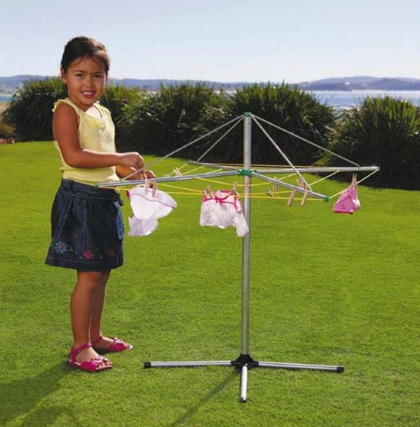 Orbit Peg N Play Clothes Line
