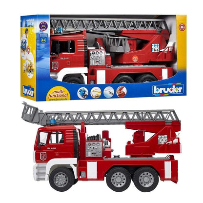 BRUDER 1:16 FIRE ENGINE W/PUMP & LIGHT
