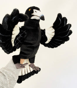 HANSA PUPPET MAGPIE NEW